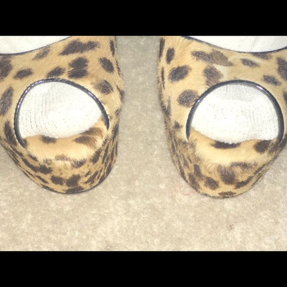 Brian Atwood leopard pony hair open toe pumps - Picture 13 of 16